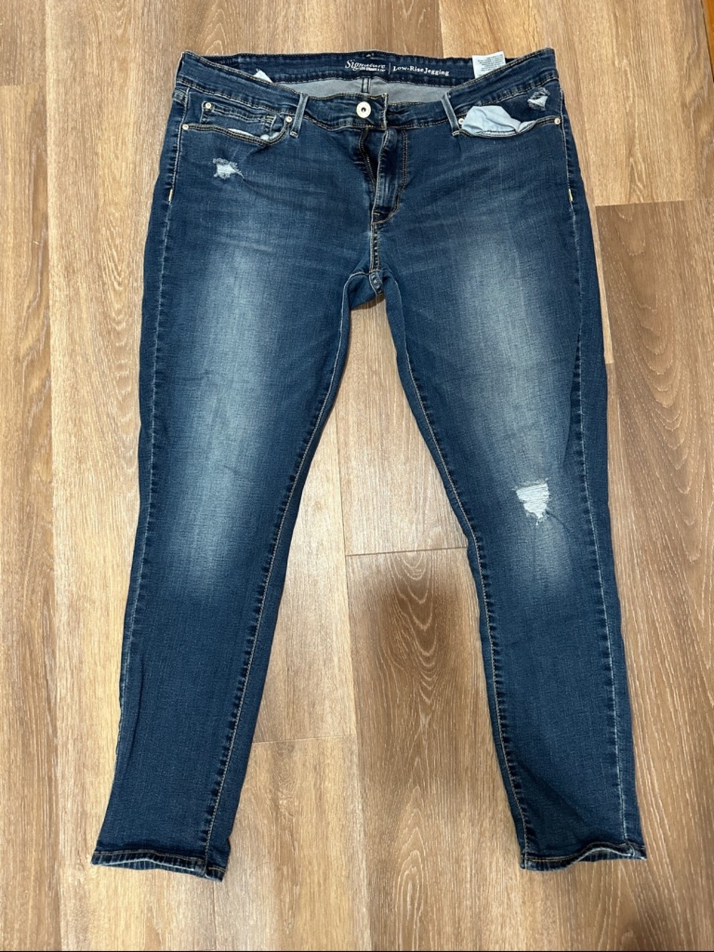 Signature Dark Indigo Skinny Jeggings with Light Distressing